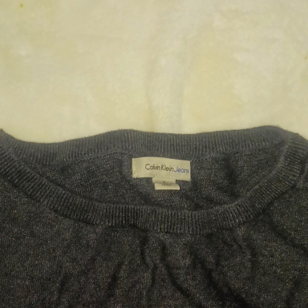 Shirt - Picture 2 of 3